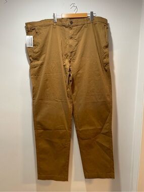 Men's Chino Pants in Brown - Classic Casual Fit